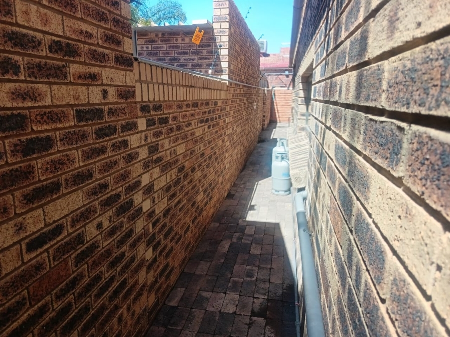 3 Bedroom Property for Sale in Royldene Northern Cape